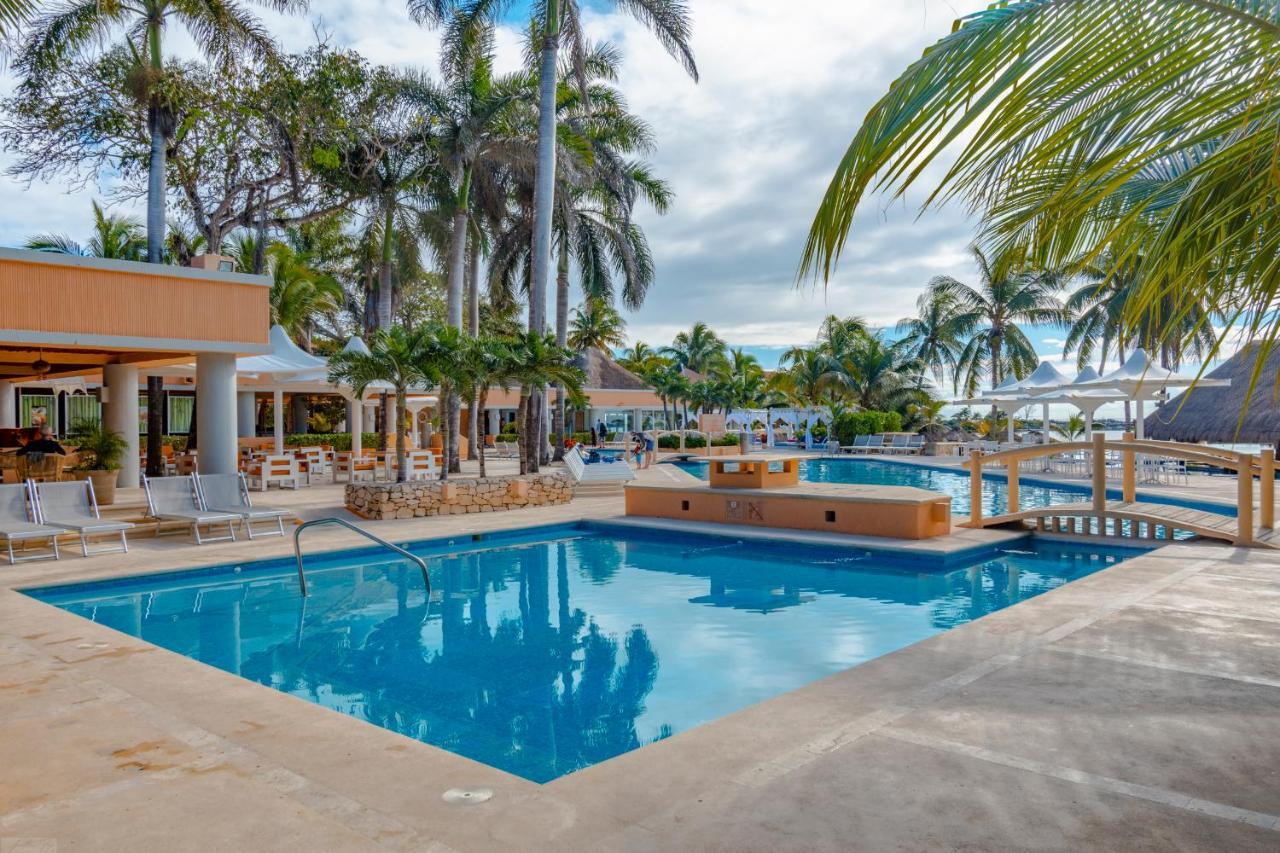 Puerto Aventuras Hotel & Beach Club Exterior photo
