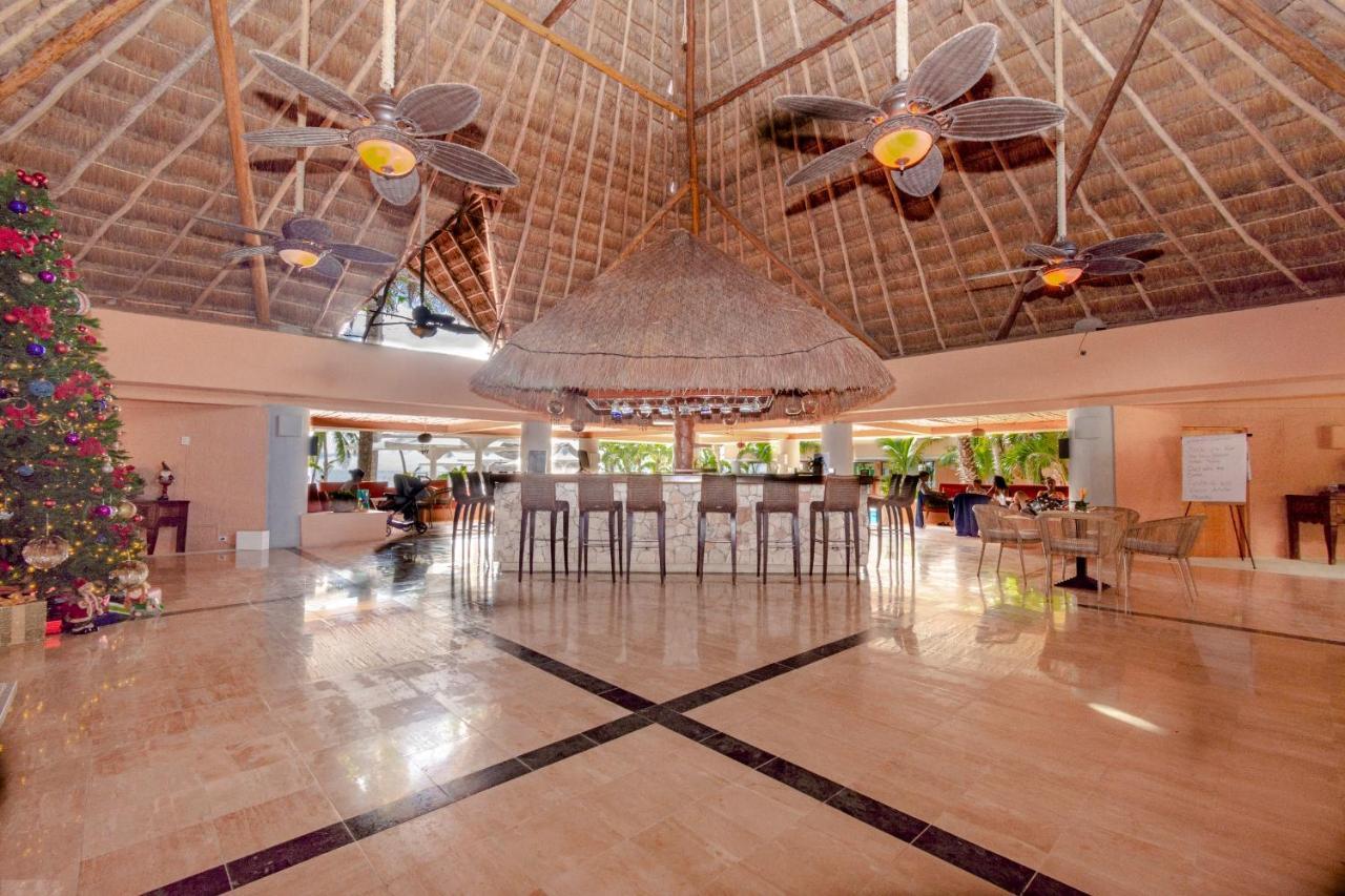 Puerto Aventuras Hotel & Beach Club Exterior photo
